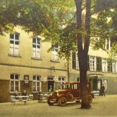 Bild vergr&ouml;&szlig;ern: Hotel Schl�ter, Ansicht zur Bahnhofstra�e, um 1910